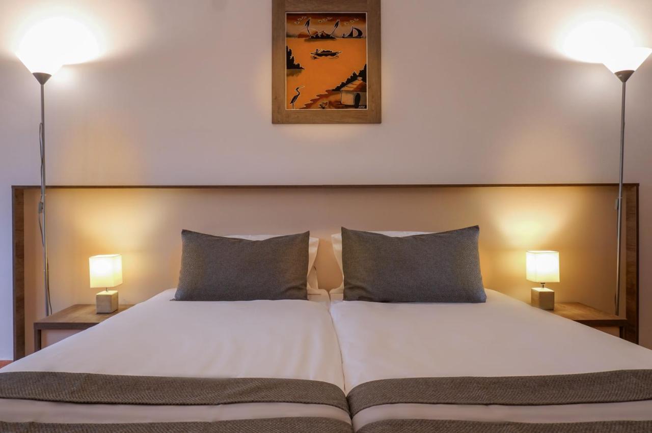 Sunbeach Hotel & Resort Bakau 外观 照片