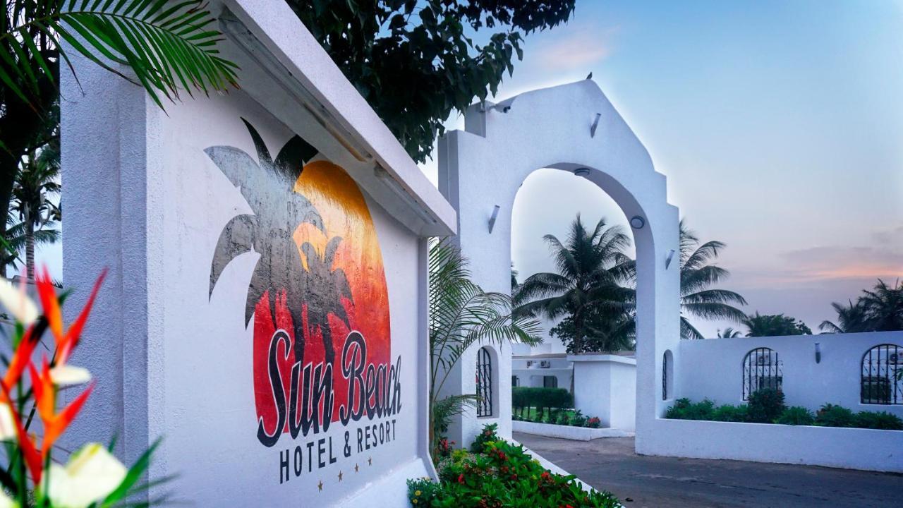Sunbeach Hotel & Resort Bakau 外观 照片