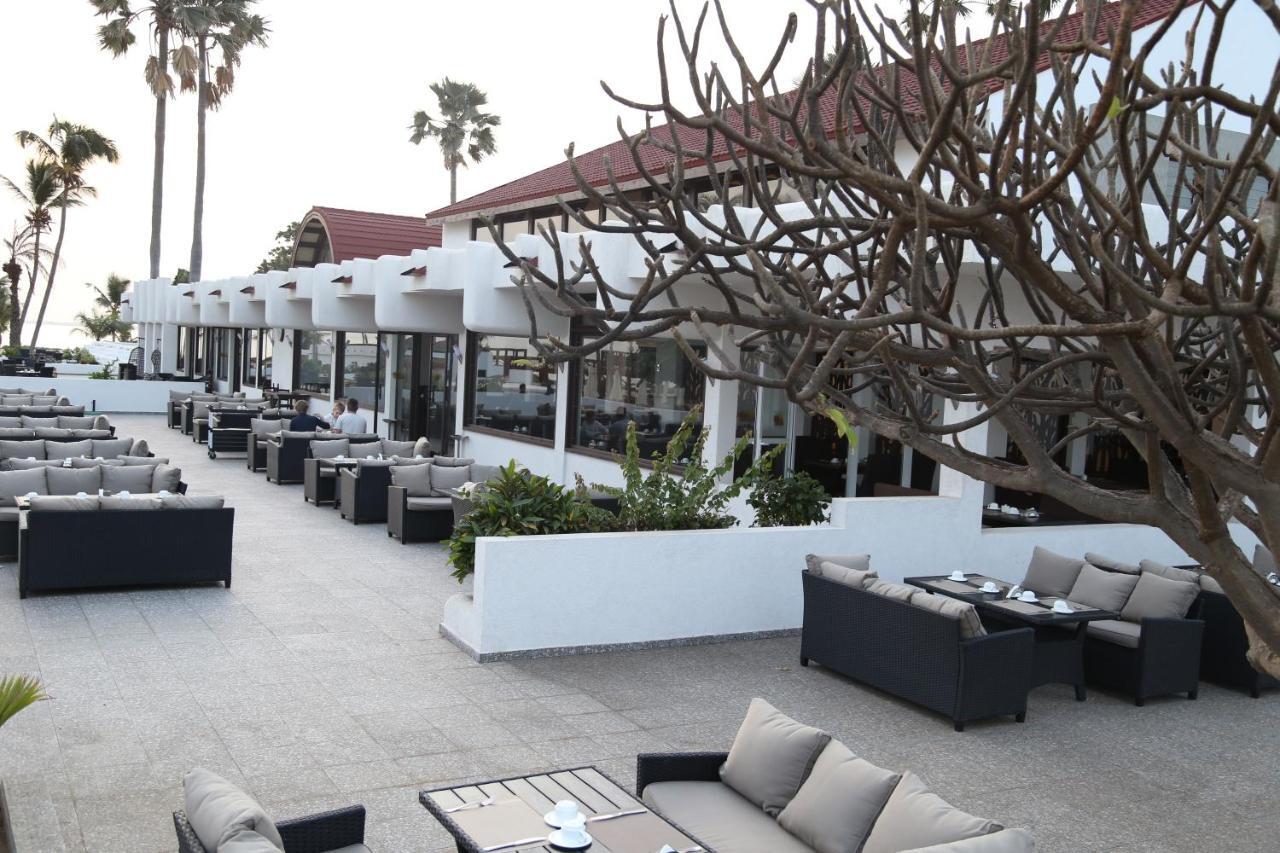 Sunbeach Hotel & Resort Bakau 外观 照片