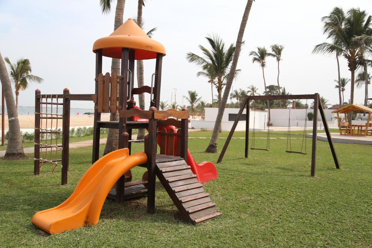 Sunbeach Hotel & Resort Bakau 外观 照片